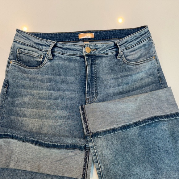 Kut from the Kloth medium blue wide leg, cuffed jeans - Picture 4 of 4